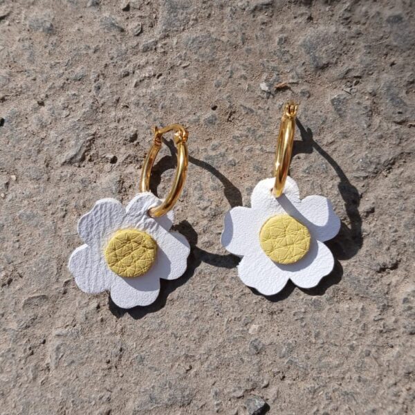 Pendientes Margaritas piel - Imagen 2