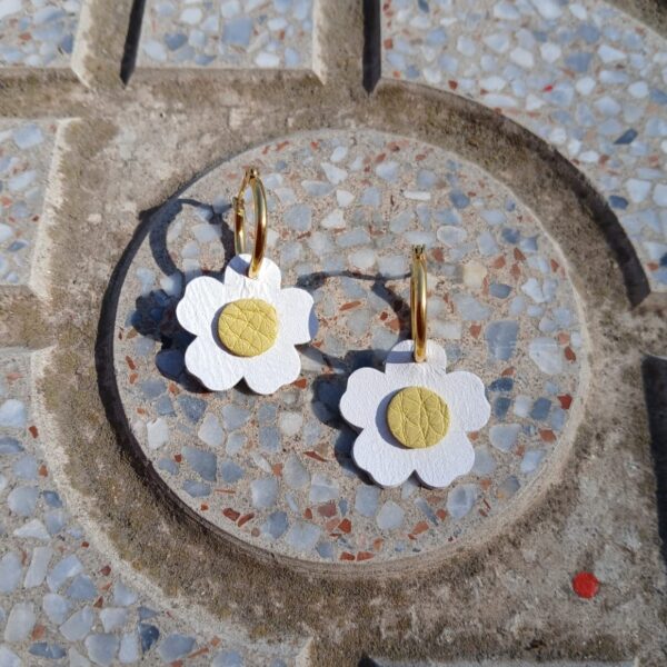 Pendientes Margaritas piel