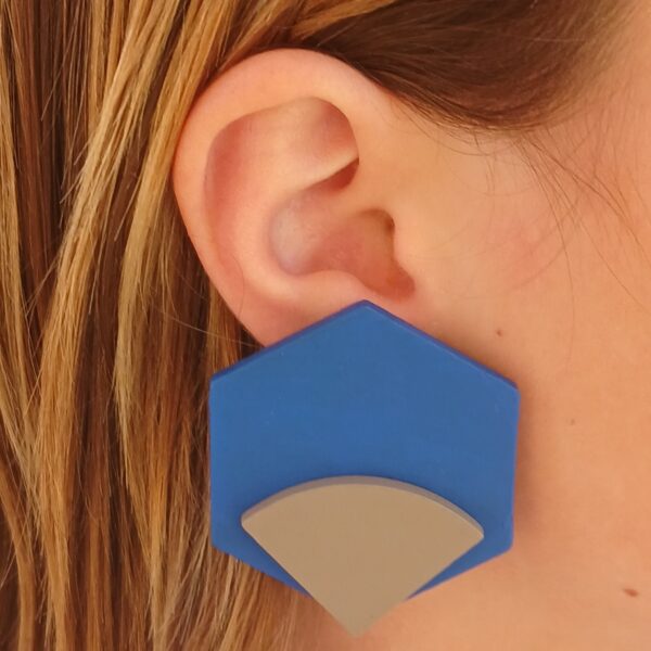 Pendientes Poiret azulón y beig - Imagen 3
